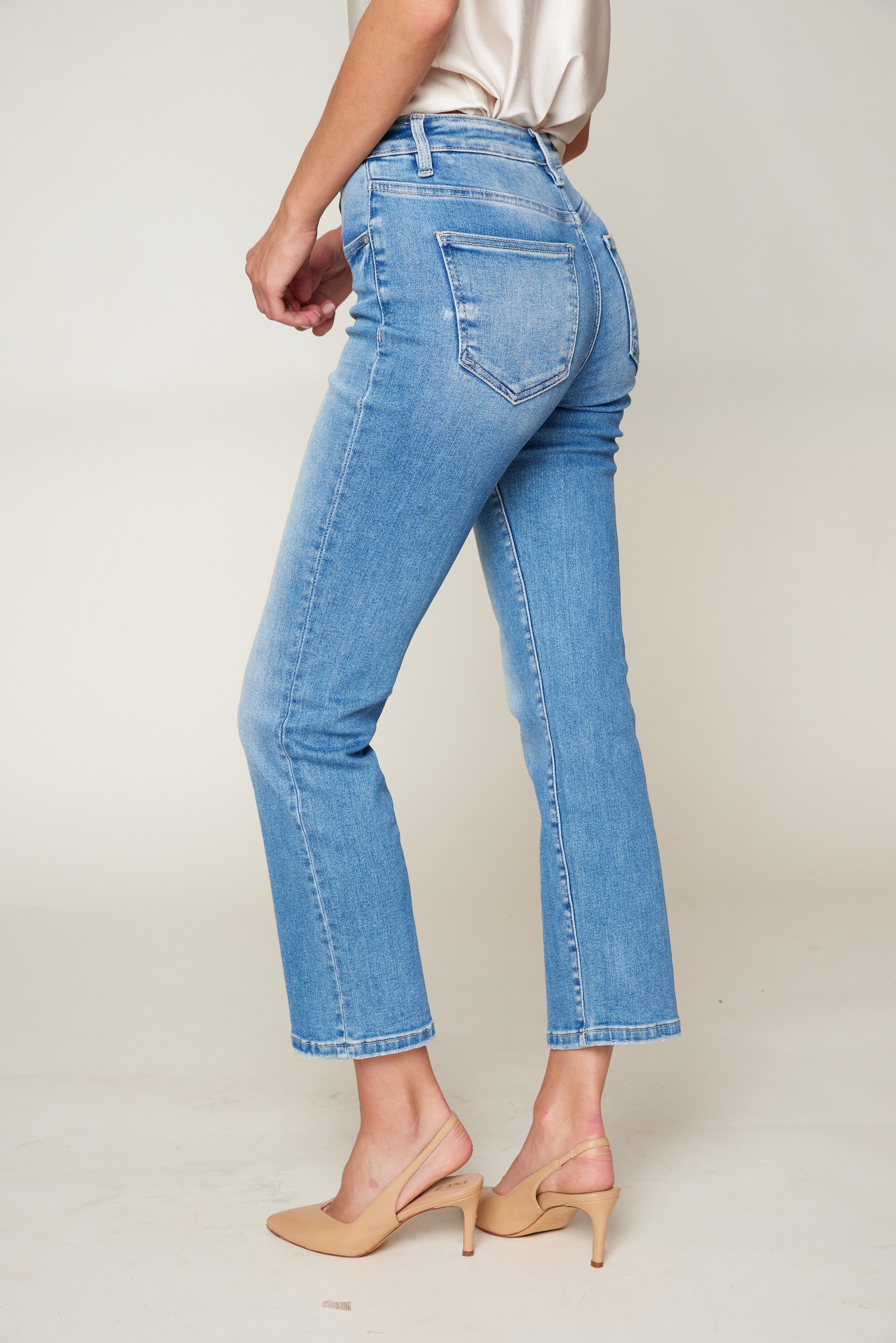 Fayth High Rise-Crop Straight Jeans