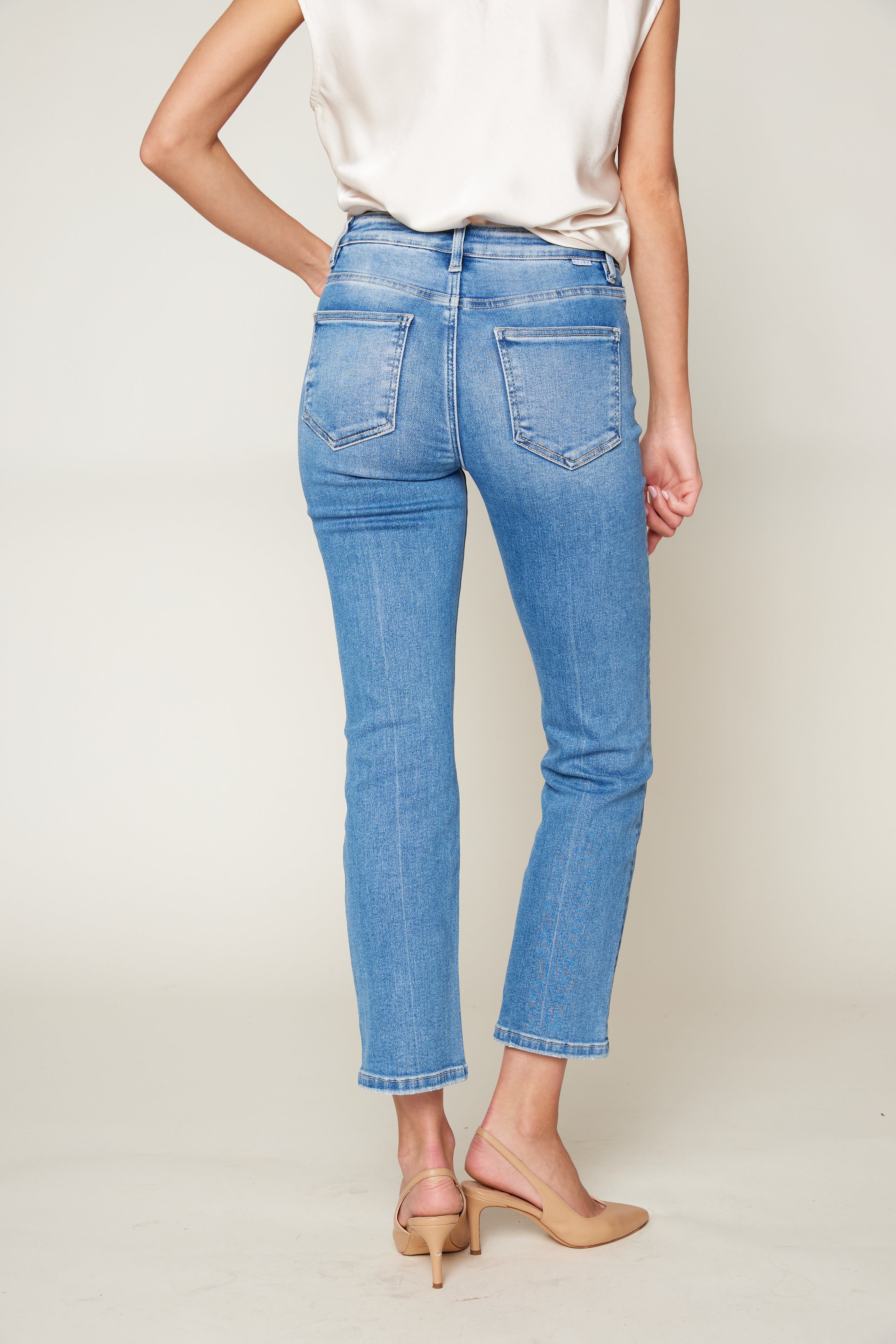Fayth High Rise-Crop Straight Jeans