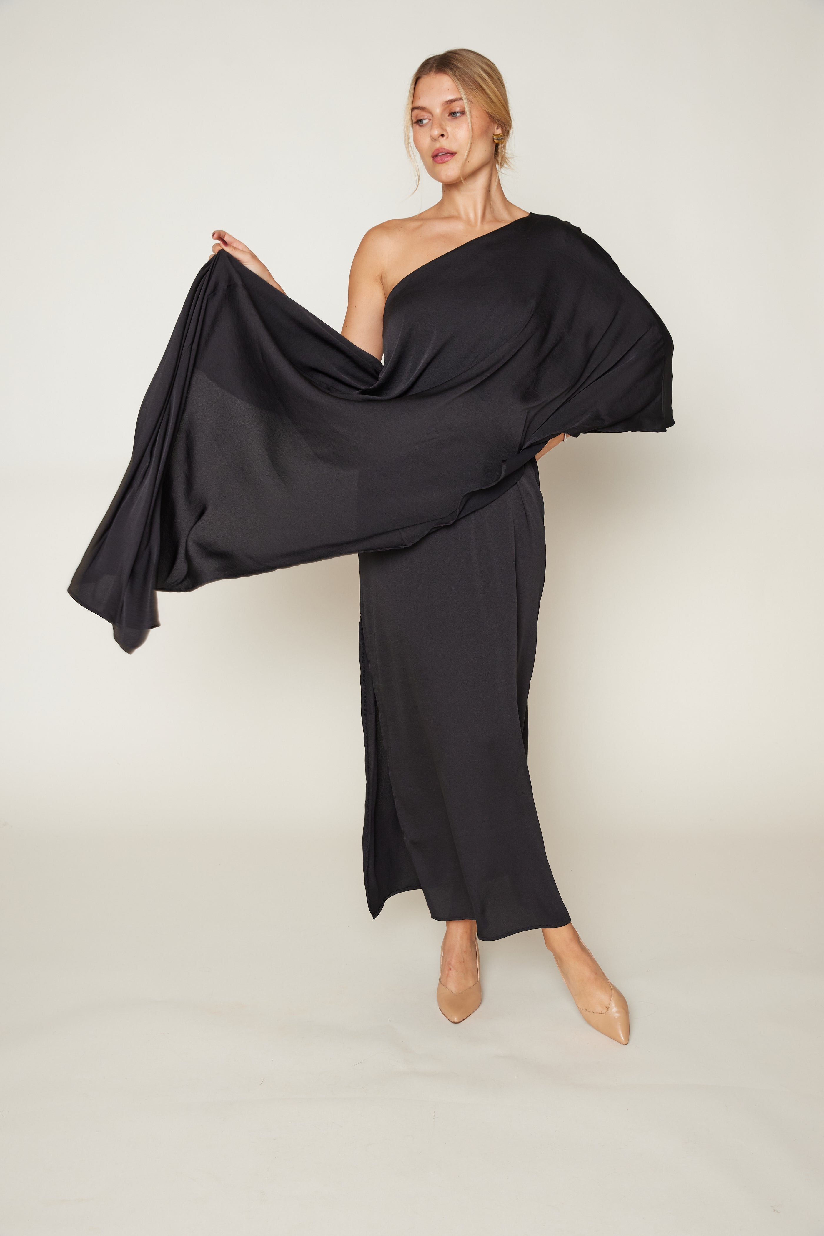 Penelope One Shoulder Maxi Dress