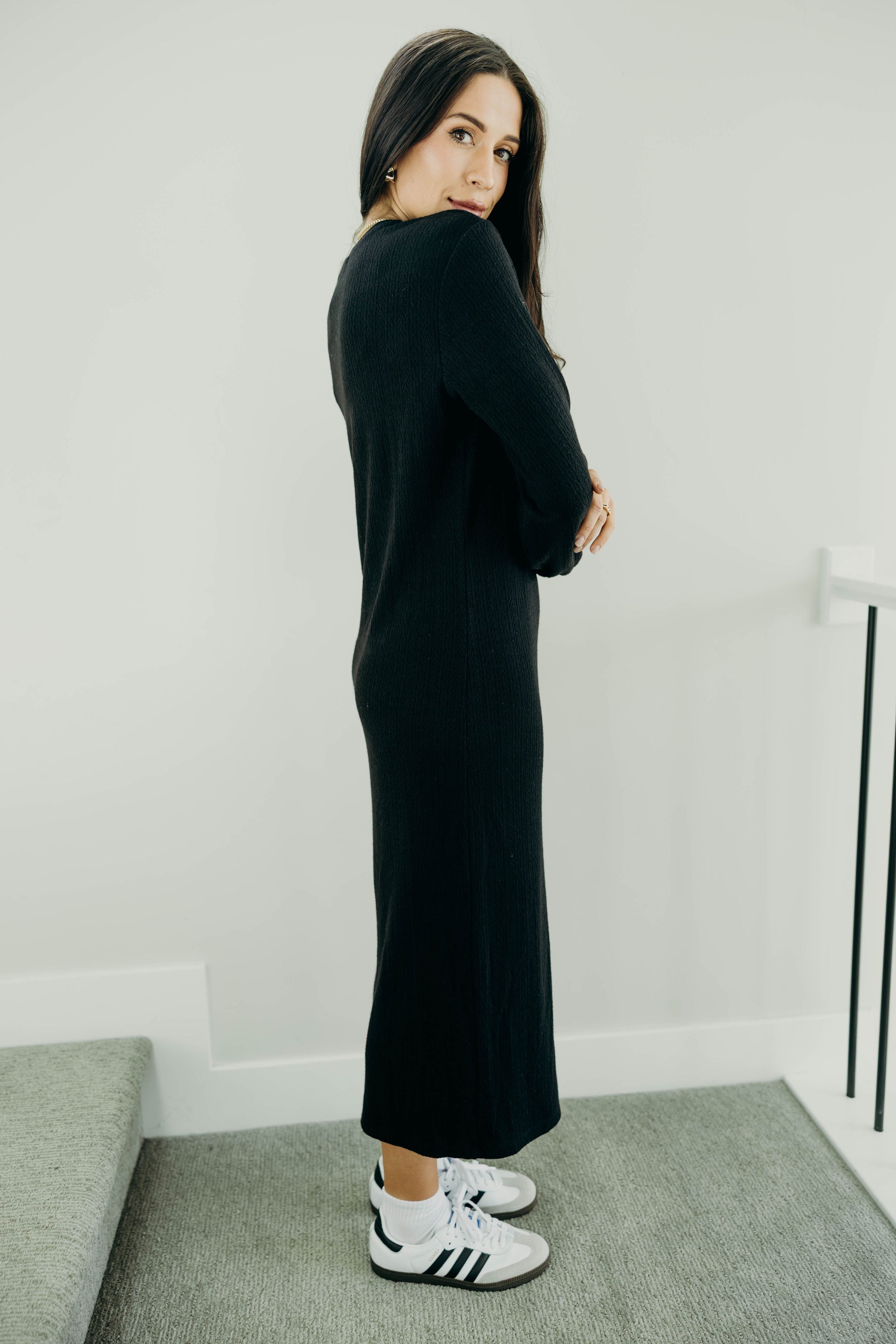 THE ARDEN IN BLACK