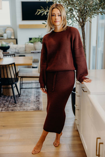 MIDI SWEATER SKIRT IN MAPLE