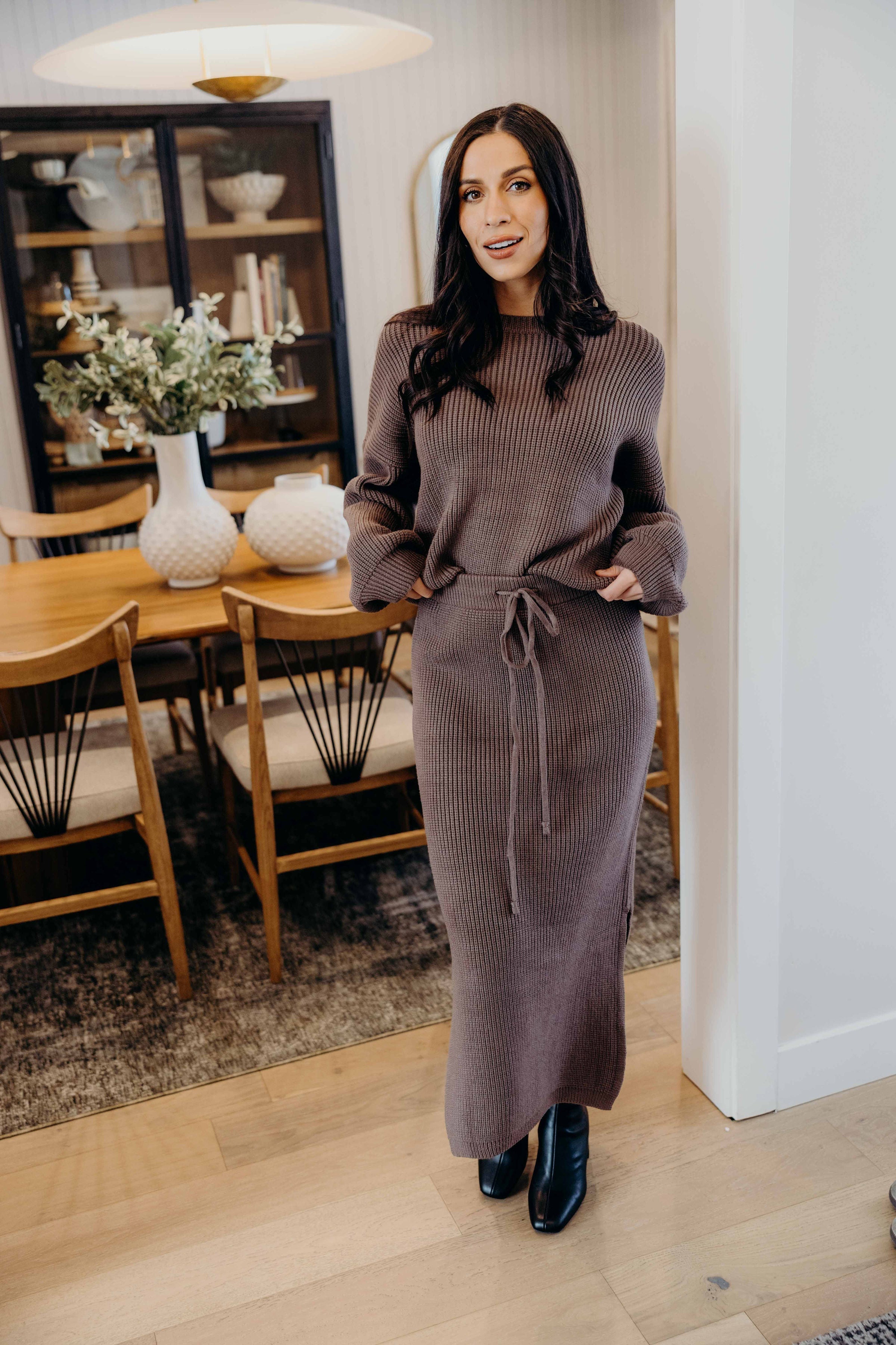 MIDI SWEATER SKIRT IN OAK