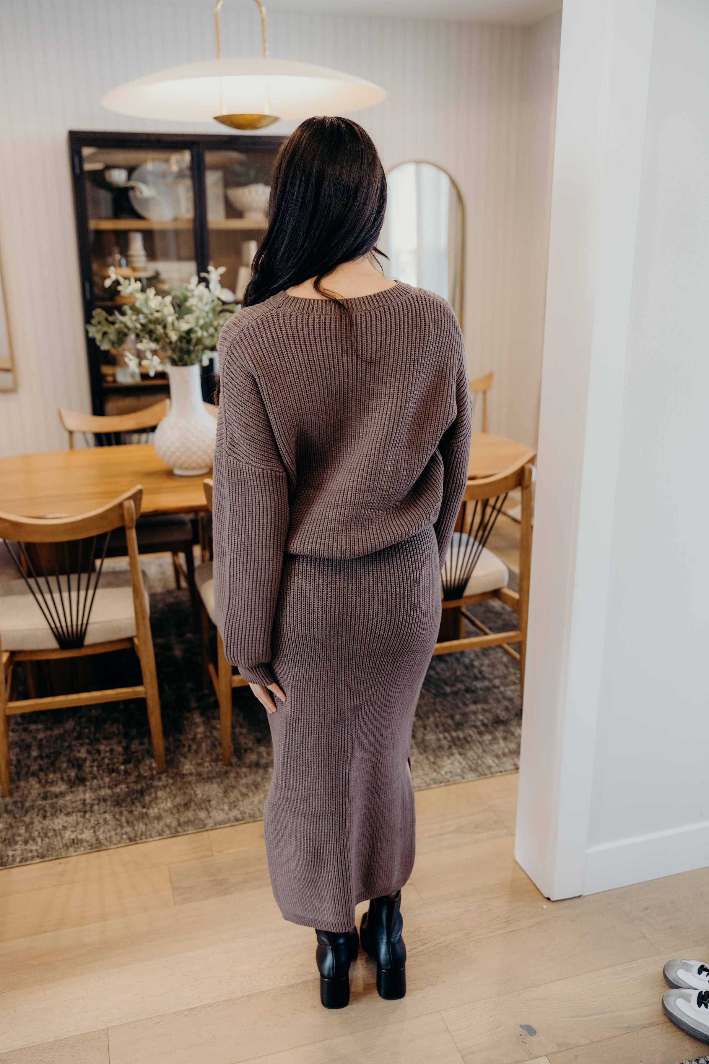 MIDI SWEATER SKIRT IN OAK