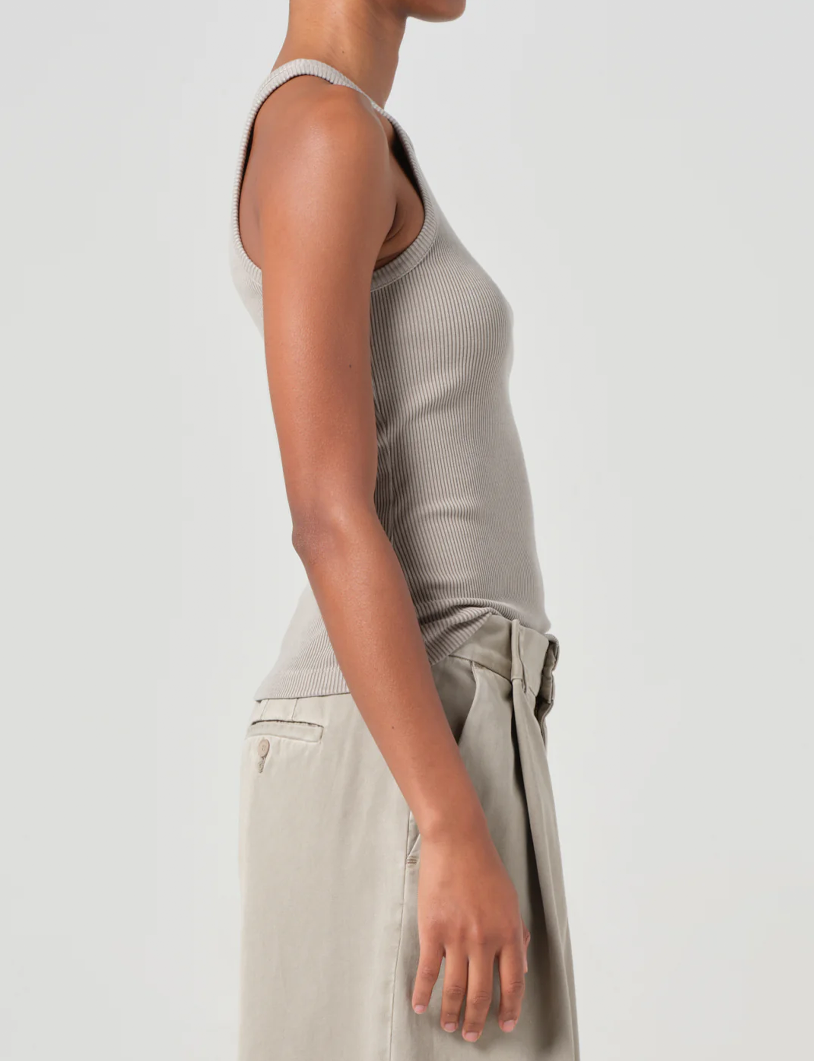Rayne Tank, Drab