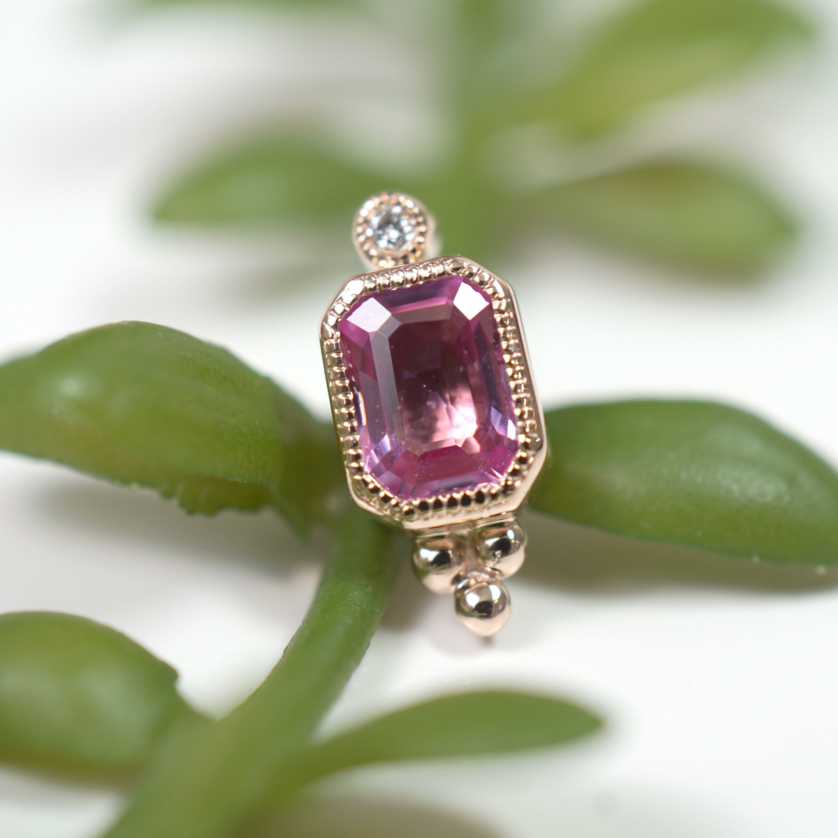 Leon - Pink Sapphire