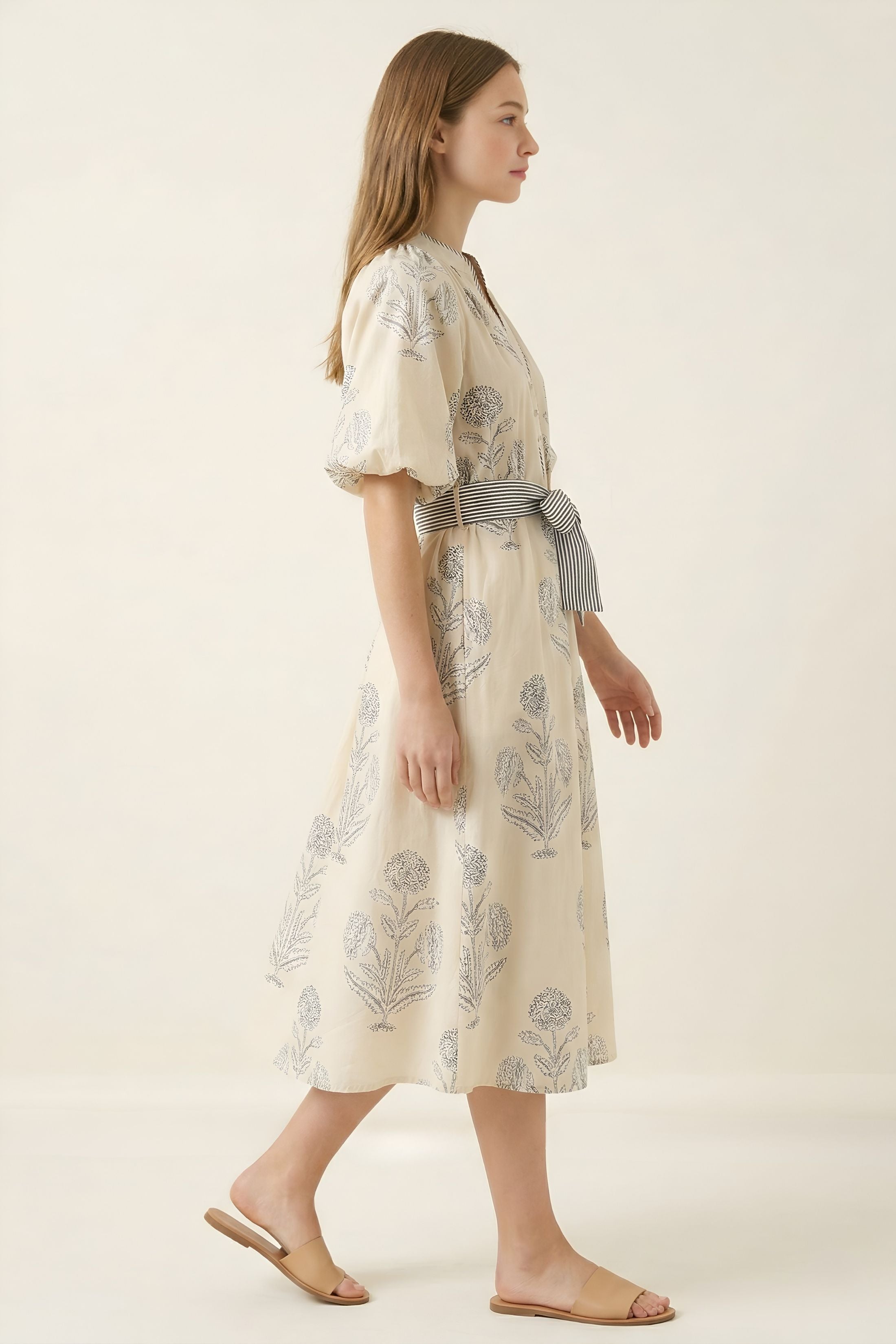 Brynlee Floral Print V-Neck Maxi Dress