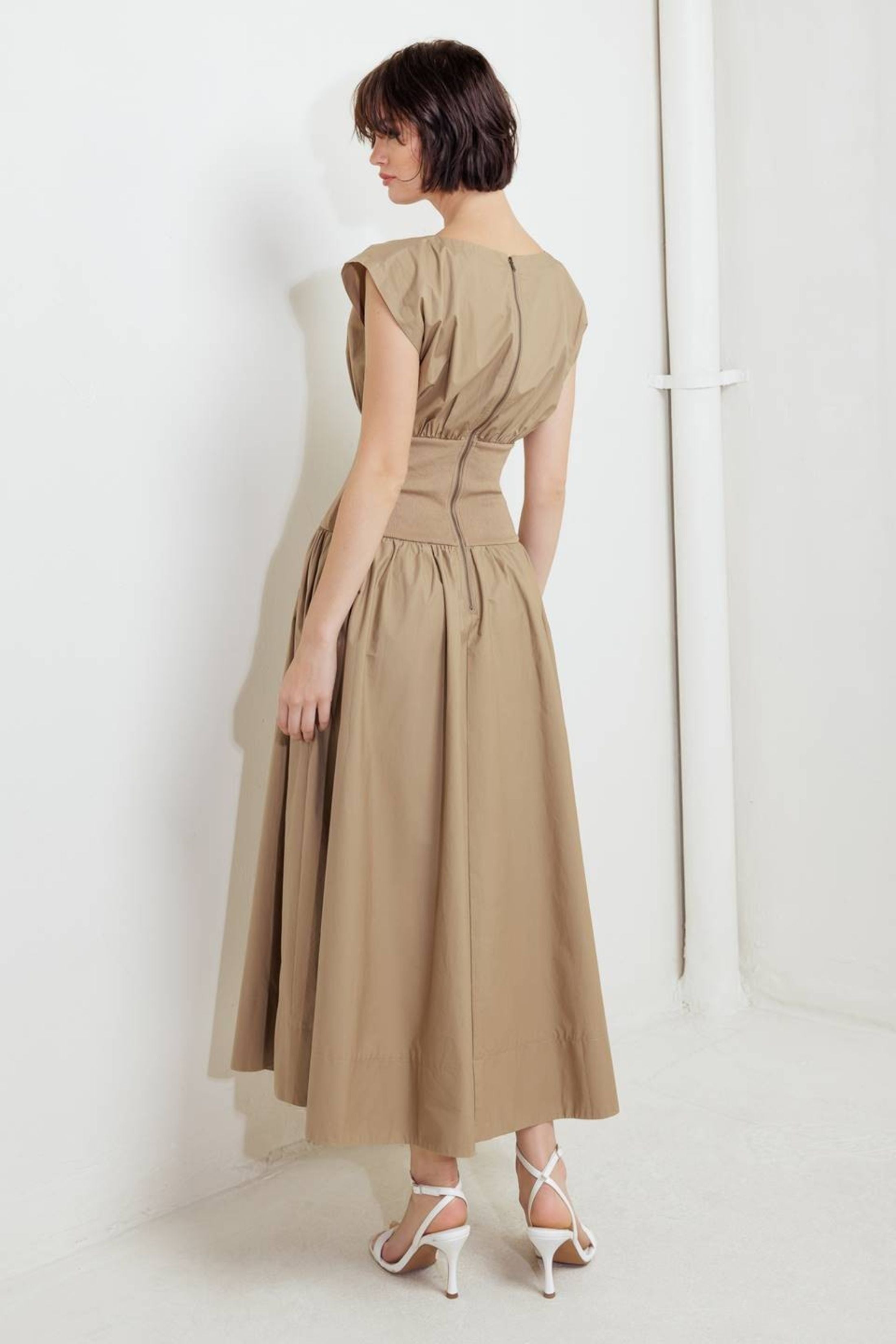 Juniper Solid Midi Dress