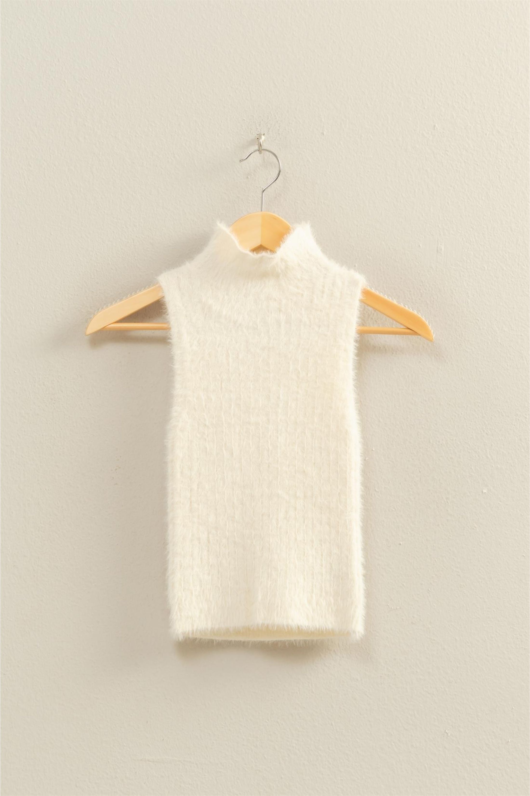 Chandler Sleeveless Turtleneck