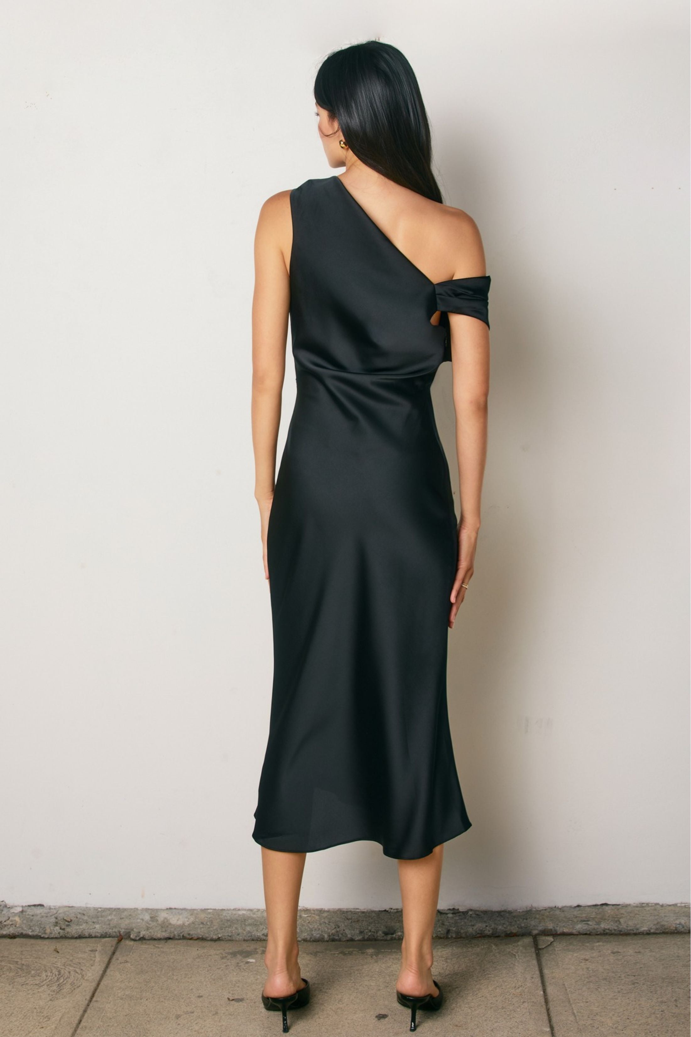 Hillary Off The Shoulder Dress