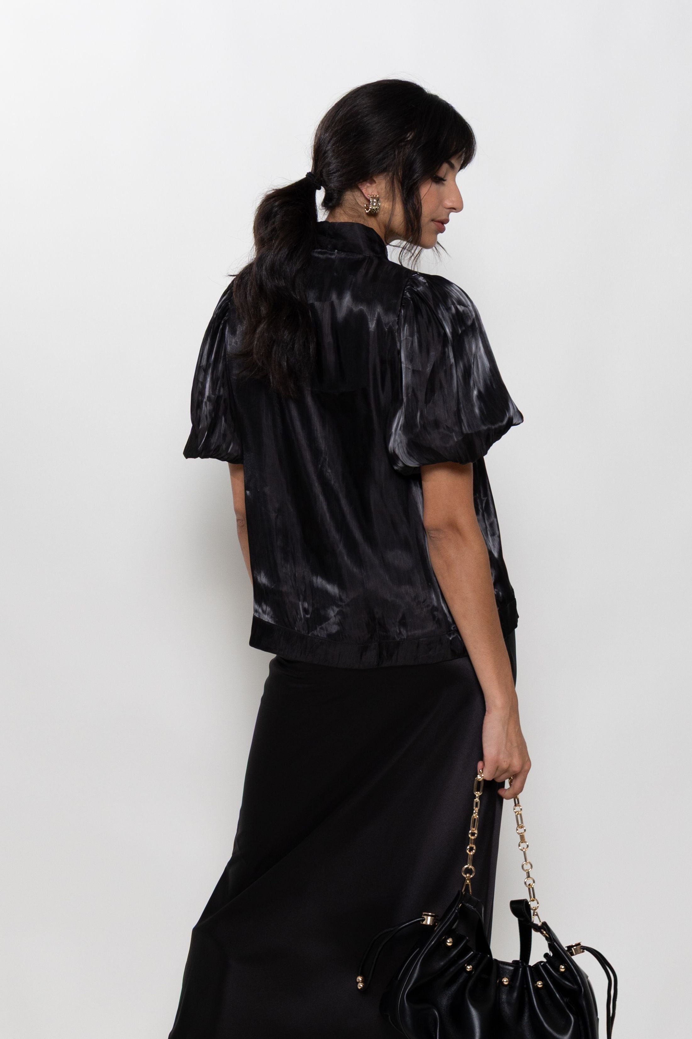 Carrie Short Puff Sleeve Top