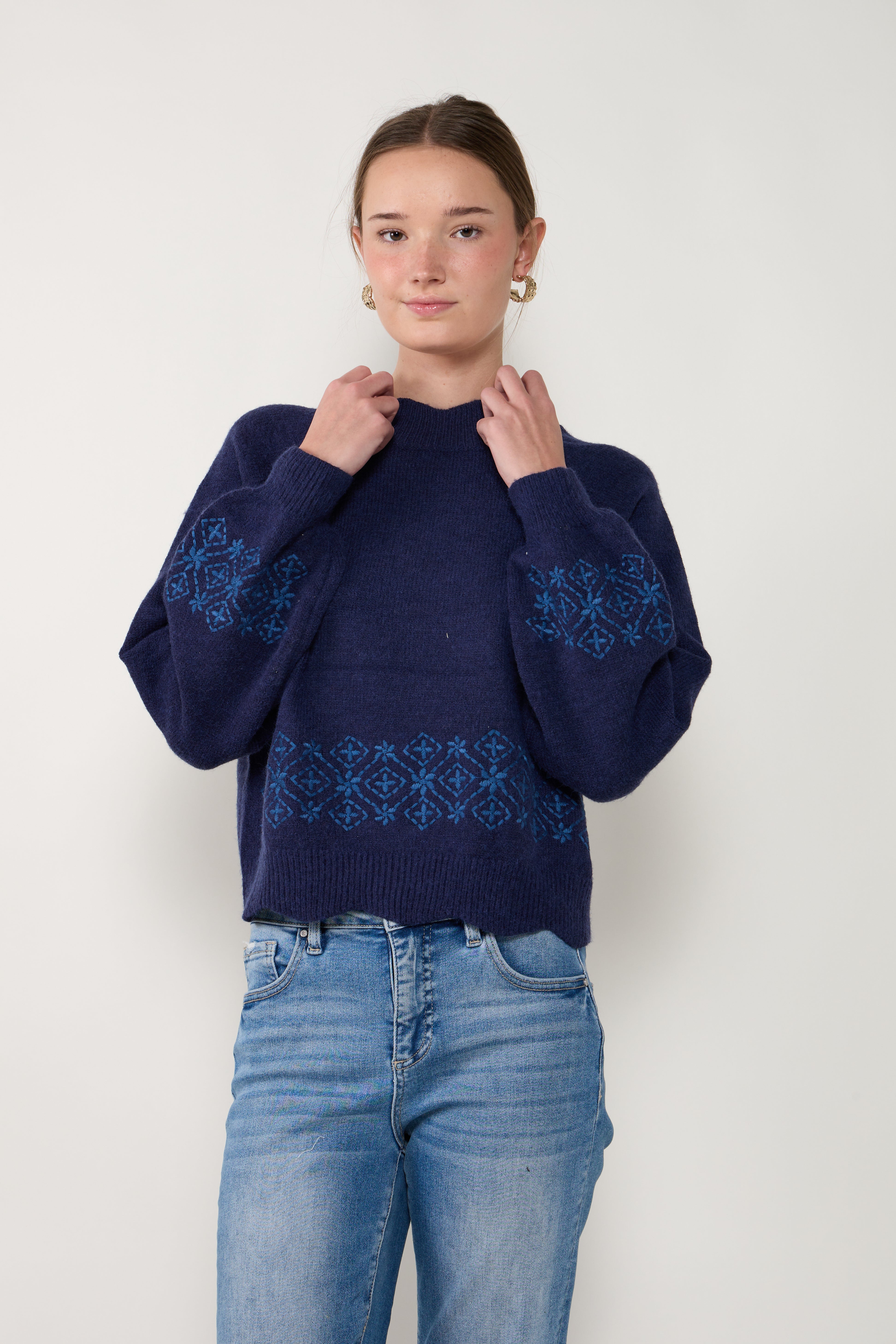 Quinn Scallop Hem Sweater